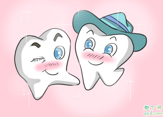 宝宝出牙会有低烧吗 小孩先长上牙还是下牙