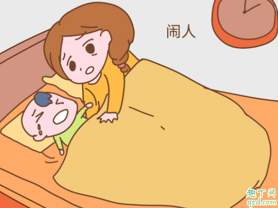 40多天的宝宝睡觉动来动去是缺钙吗 宝宝睡觉手舞足蹈正常吗