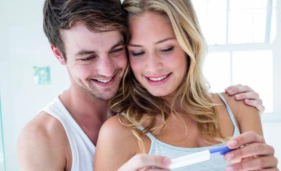 男性备孕注意事项 男人备孕期间首先要戒烟 并且饮食合理搭配