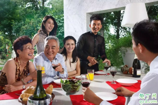 女生主动买单是不是说明没有结果了 主动买单的女生是什么心理