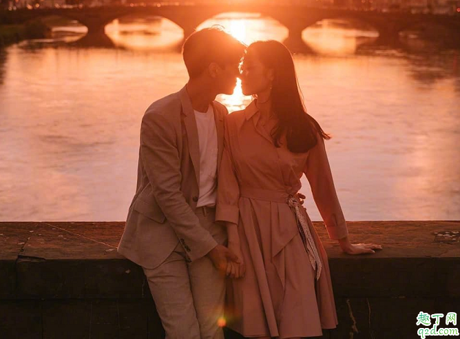 恋爱初期和对象聊什么话题好谈恋爱怎么聊天不会冷场