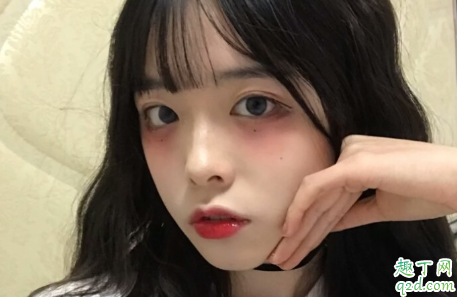 喜欢看美女的男人正常吗 男人大街上看美女是花心吗