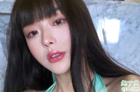 九月第一天自拍发朋友圈的说说句子 2019九月发自拍的朋友圈文案