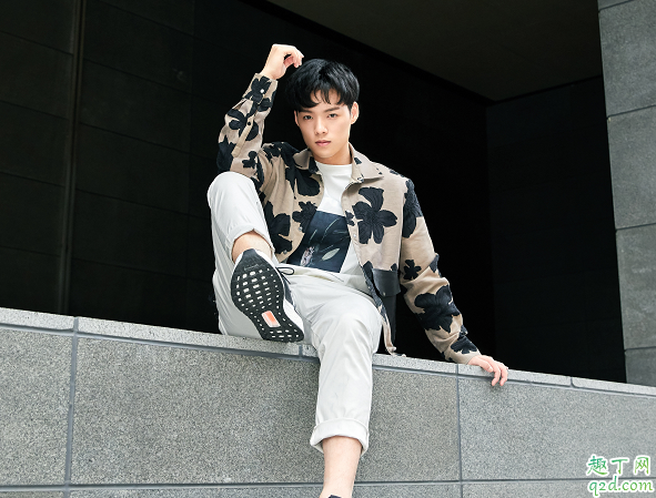 金晨和Jeffrey是怎么认识的 金晨和董又霖天天向上互动视频播放地址