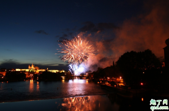 2021年元旦适合结婚吗 2021年1月2号黄历可以结婚吗