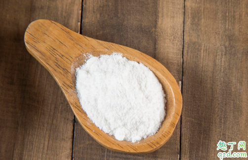 小苏打水能喷花叶吗 用小苏打浇花好不好