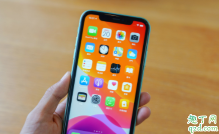 新iPhone还有刘海吗 新iPhone更薄是真是假
