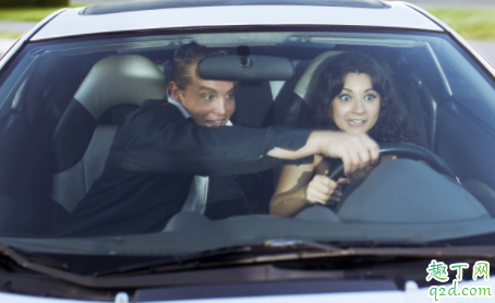 有驾驶证不会开车怎么办 第一次开车上路紧张怎么缓解