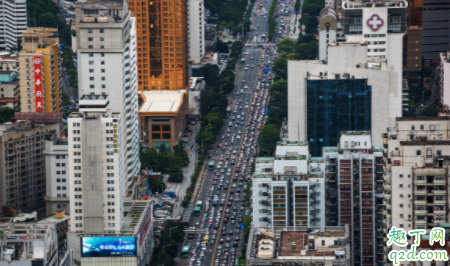 手动挡车上坡跟车怎么开 手动挡车上坡跟着后溜怎么办