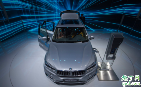 新能源汽车补贴退坡是真的吗 新能源汽车补贴为什么出现下滑