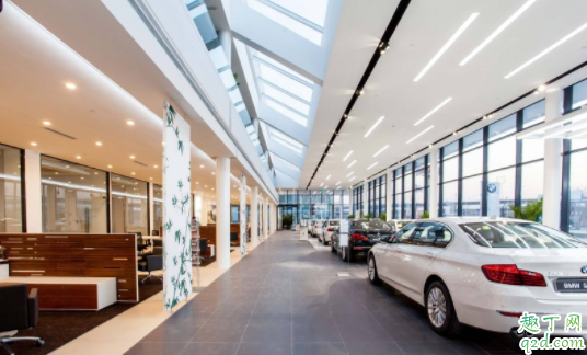 购车4s店都送什么东西 4s店买车可以要求送什么东西