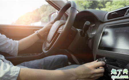 涡轮增压发动机冷启动抖动正常吗 为什么以前车冷启动不抖