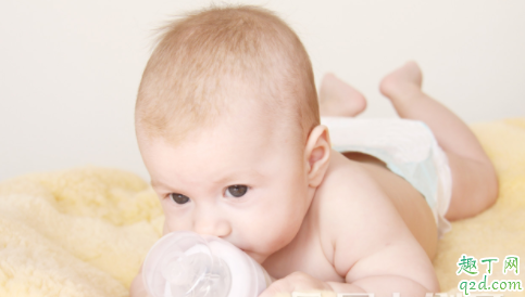 婴儿奶粉不能更换吗 更换奶粉如何过渡