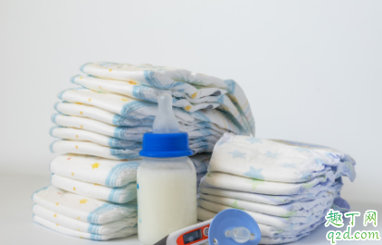 新生儿纸尿裤多久可以换 什么是宝宝换尿不湿的信号呢