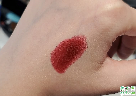 芭比布朗rare ruby适合黄皮吗 bobbi brown 新年限定 rare ruby口红试色