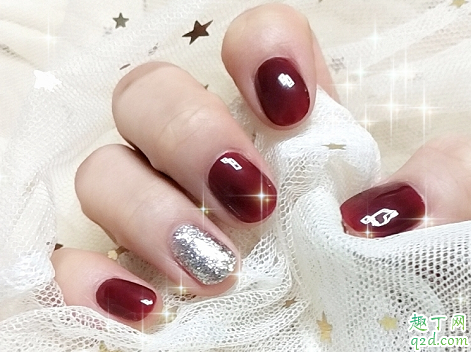 元旦美甲图片2020新款式最流行 2020最火ins风开年美甲推荐