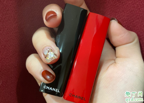 香奈儿627和58哪个好看 香奈儿627和58口红试色对比