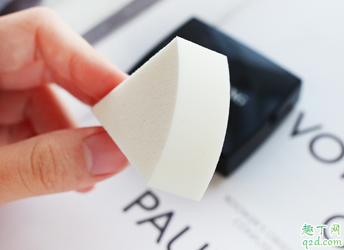 毛戈平无痕粉膏怎么选色号 毛戈平无痕粉膏功效作用