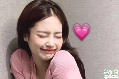 女生说好想吃宵夜怎么回复 晚上聊天女生说饿了要点外卖吗