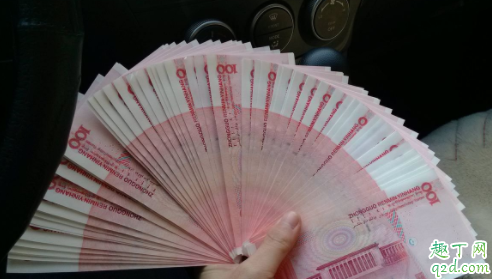 新员工进来工资比我高怎么办 新员工工资比老员工高该和老板谈涨工资吗