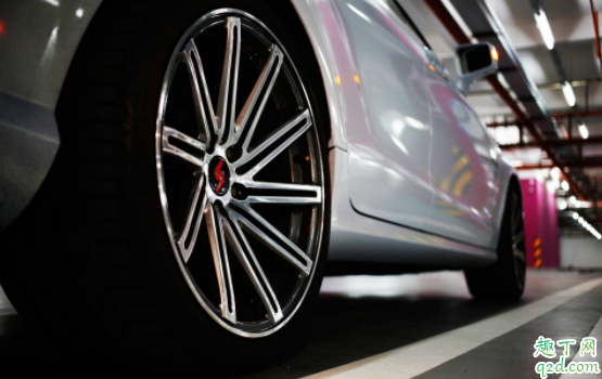 轮毂腐蚀有什么后果 轮毂腐蚀了怎么修复