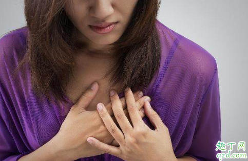 乳房软趴趴的是奶水不足吗 乳房软趴趴没有弹性怎么回事