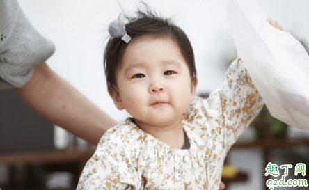 冬天宝宝发烧怎样防止患肺炎 宝宝得肺炎有痰应该咳出来吗