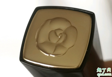 香奈儿山茶花限定627什么颜色 香奈儿627口红试色