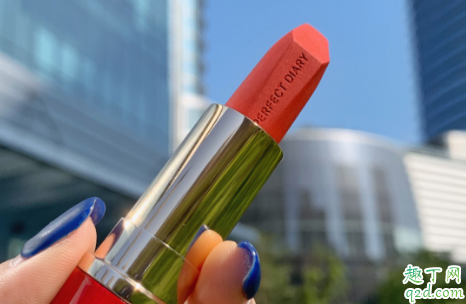 完美日记116适合黄皮吗 完美日记2020新年限定116口红试色