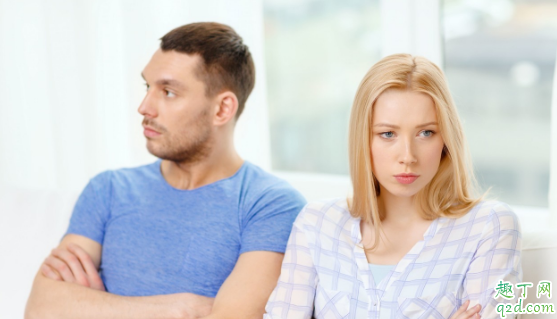 恋人间的冷暴力是怎样形成的 如何回应男友的冷暴力