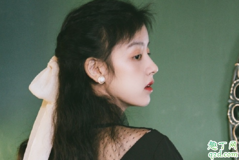 恋爱时遇到更合适的男生追求要答应吗 有男朋友了又有人追我要告诉他吗