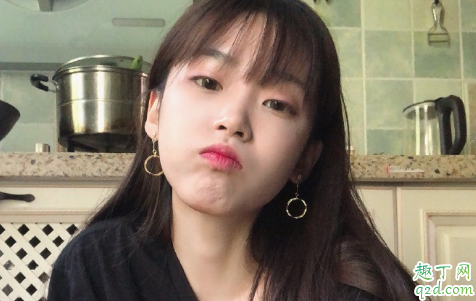 恋爱时遇到更合适的男生追求要答应吗 有男朋友了又有人追我要告诉他吗