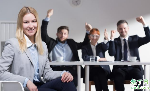 面试还有什么要问的吗潜台词 面试官的提问怎么回答加分