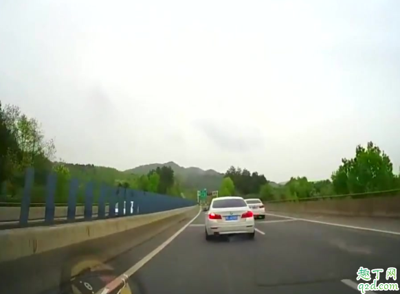 手动档汽车加油不提速怎么回事 为什么汽车加油门速度提不上去