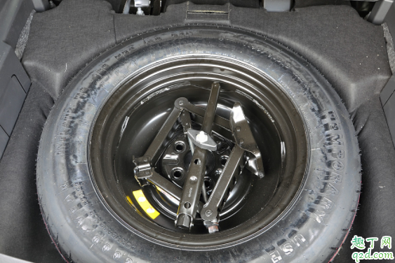 汽车可以不带备胎吗 给汽车减重能拆些什么