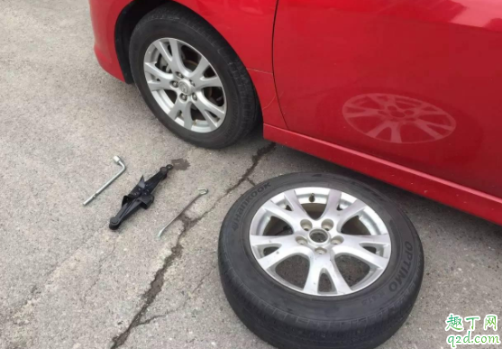 汽车可以不带备胎吗 给汽车减重能拆些什么