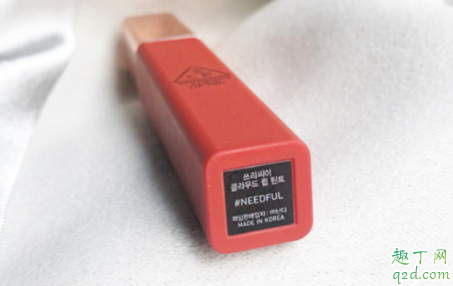 3ce needful烂番茄好看吗 3ce needful云朵唇釉试色