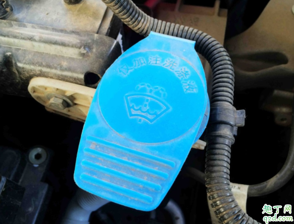 汽车玻璃水冻住了怎么解 玻璃水冻了怎样解冻快