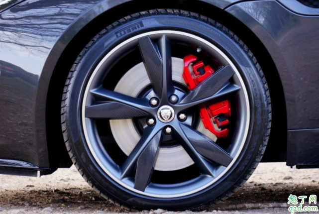 换汽车轮胎能换一个吗 汽车换轮胎能不能只换单条