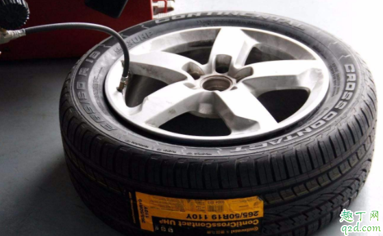 汽车轮胎怎么选 汽车轮胎寿命是多久
