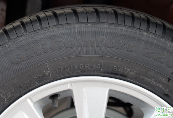 汽车轮胎分左右吗 汽车轮胎装反了会有什么后果