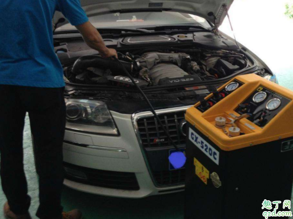 汽车发动机舱有异味怎么处理 汽车发动机噪音大怎么降噪