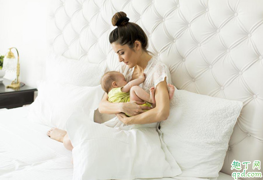 断奶奶水会自己回掉吗 断奶奶水要挤出来吗