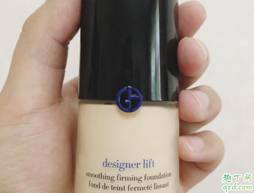 阿玛尼蓝标粉底液值得入手吗 阿玛尼蓝标粉底液色号选择攻略