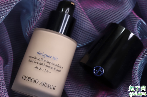 阿玛尼蓝标粉底液值得入手吗 阿玛尼蓝标粉底液色号选择攻略