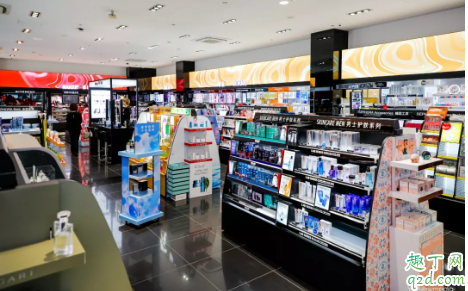 丝芙兰金卡和黑卡有什么区别 丝芙兰金卡需要每年消费12000吗