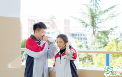 初中孩子需要上心理辅导吗 家长有必要引导初中孩子谈恋爱吗