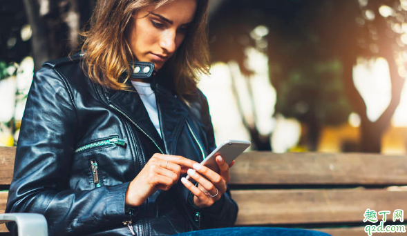 皮衣水洗后特别硬怎么办 皮衣水洗后发硬如何补救