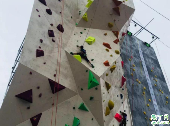 攀岩新手怎么准备 攀岩怎么练指力