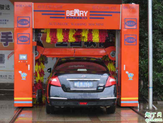 自动洗车对车好不好 自动洗车对车漆有伤害吗